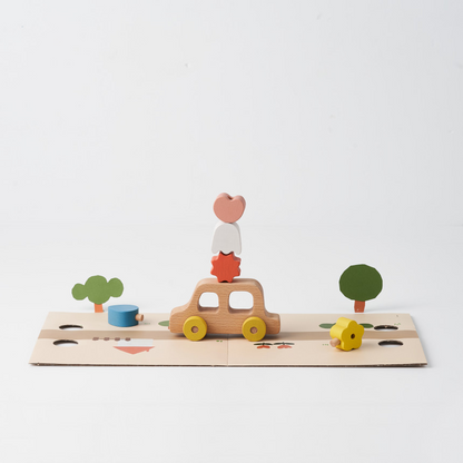 Wooden toy car (oioiooi)