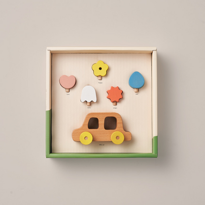 Wooden toy car (oioiooi)