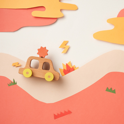 Wooden toy car (oioiooi)