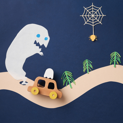Wooden toy car (oioiooi)